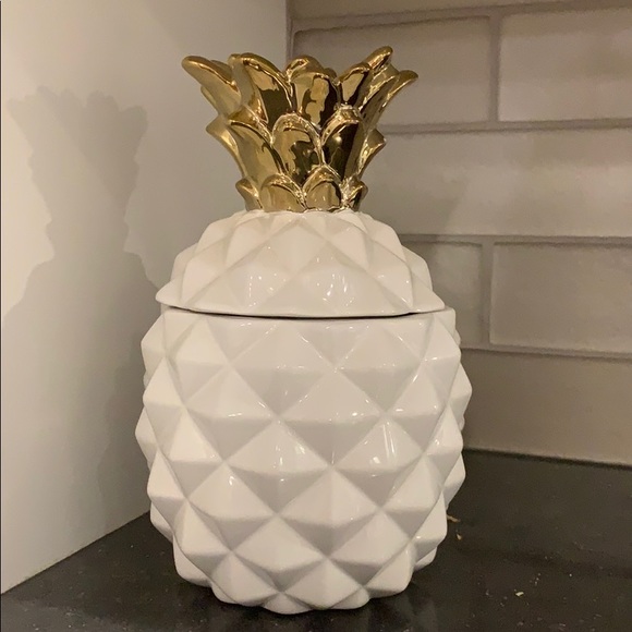 Meet your Posher, Lana - Picture 1 of 1